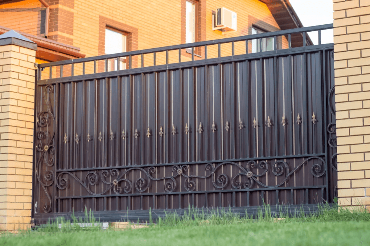 Gates & Automation